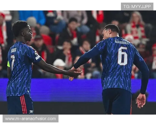 梅里诺双响萨卡点射,阿森纳3-0布拉格斯拉维亚欧冠四连胜 梅里诺双响萨卡点射,阿森纳3-0布拉格斯拉维亚欧冠四连胜